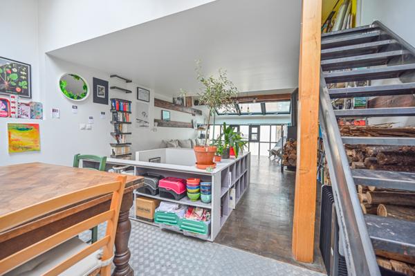 Saint-Denis (93200) Triplex "esprit loft " à Saint-Denis