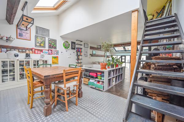 Saint-Denis (93200) Triplex "esprit loft " à Saint-Denis