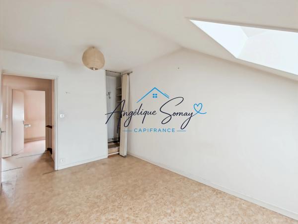 Appartement à rénover au cœur de Lons-le-Saunier – 164,83 m² pour donner vie à vos idées