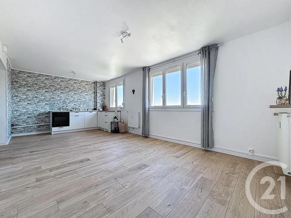 Appartement à vendre  3 pièces - 64,83 m 2   REIMS  - 51
