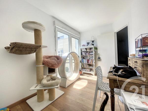 Appartement à vendre  3 pièces - 64,83 m 2   REIMS  - 51