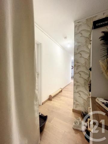 Appartement à vendre  3 pièces - 64,83 m 2   REIMS  - 51