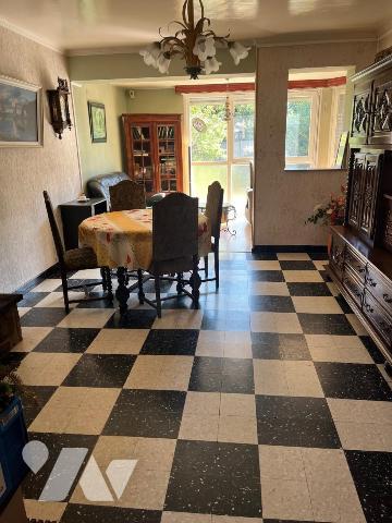 Maison avec 4 chambres, garage, jardin