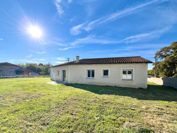MAISON CONTEMPORAINE AVEC TRAVAUX SUR GRAND TERRAIN