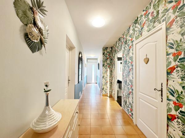 Magnifique Propriété Vue sur le Bassin de Thau à Poussan !