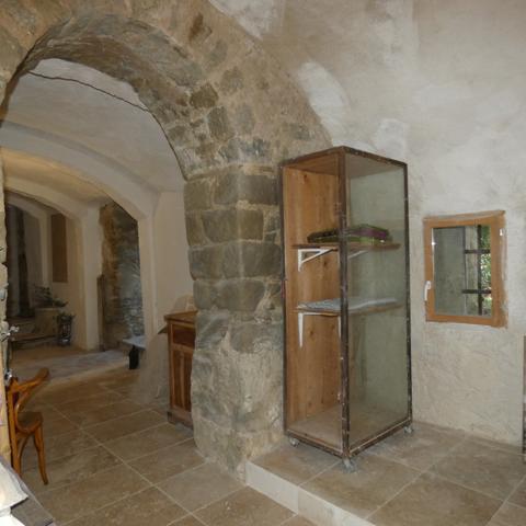 Contes (06390) Maison de village 6 pièces 3 chambres avec jardin et terrasse...