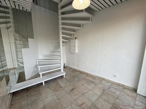 Fonds et/ou murs commerciaux à vendre à Ploemeur dans le Morbihan (56270), ref : 56082-1571   
Bourg