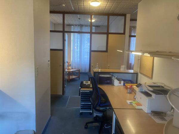 Appartement/LOCAL PROFESSIONNEL