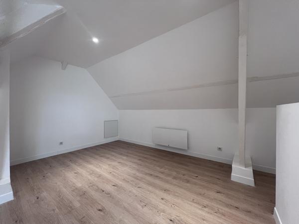 Maison 9 pièce(s) 5 chambre(s) 235 m²