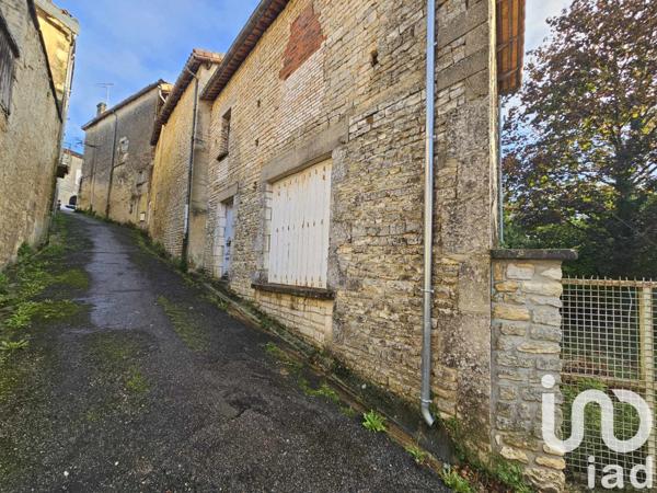Maison à vendre 8 pièces 173 m² Ruffec