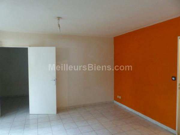 Beaux Arts-T2 calme au sein d'un ilôt de verdure