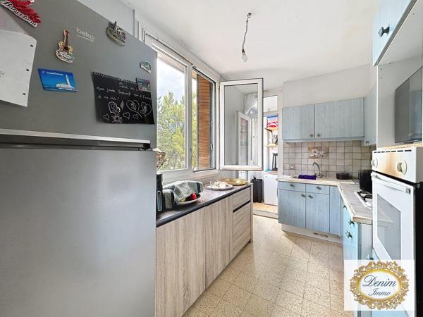 Nîmes (30900) Appartement T4 loué avec garage et cave