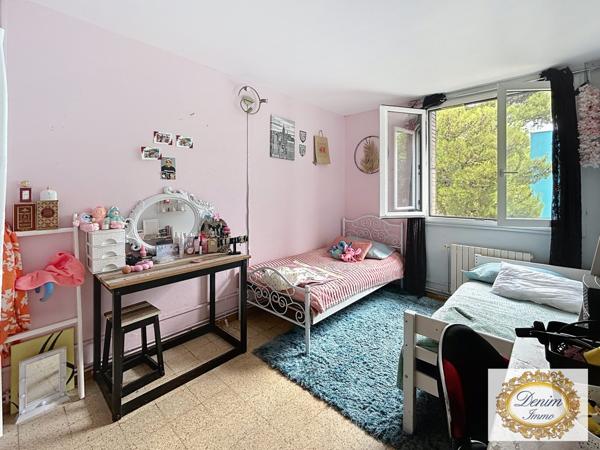 Nîmes (30900) Appartement T4 loué avec garage et cave