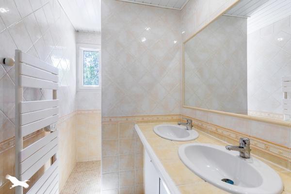 Maison à vendre |  Saint-Brès |  4 pièces | 85 m²