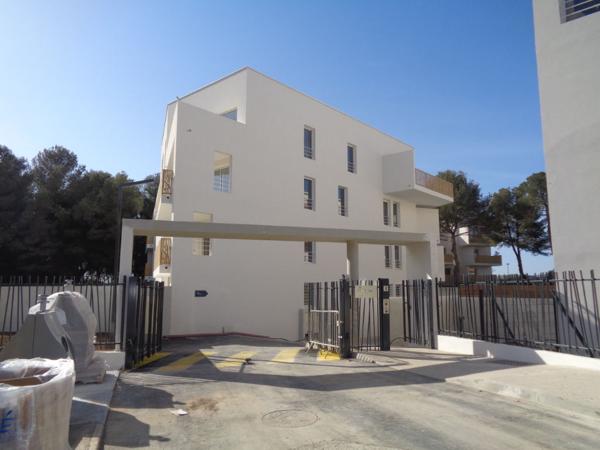 Parking - BALARUC LES BAINS