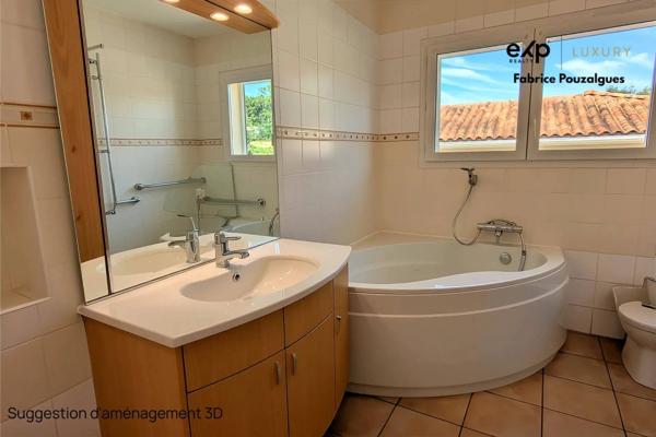 Maison contemporaine de plain-pied, environnement privilégié.