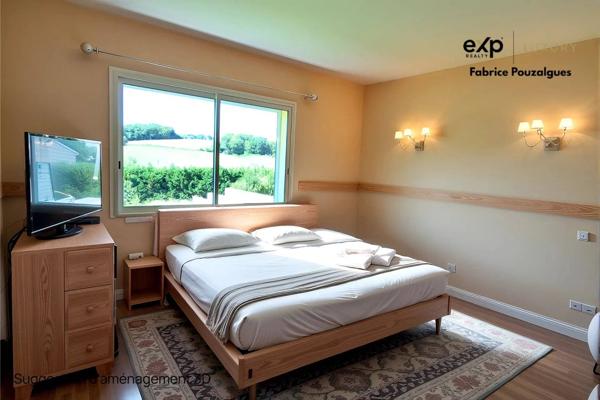 Maison contemporaine de plain-pied, environnement privilégié.