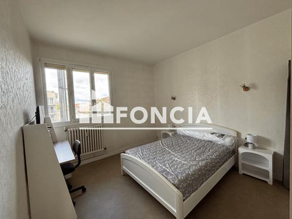 Location Appartement meublé 2 pièces 37.2 m² - Agen 47000