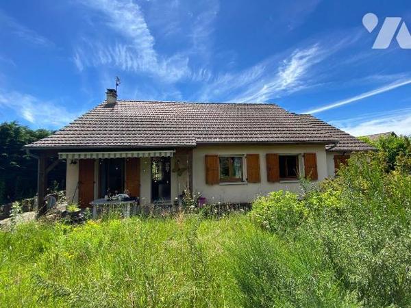 SAINT CIRGUES DE MALBERT, sur terrain de 916 m², maison d'habitation individuelle comprenant RD...