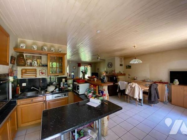 SAINT CIRGUES DE MALBERT, sur terrain de 916 m², maison d'habitation individuelle comprenant RD...