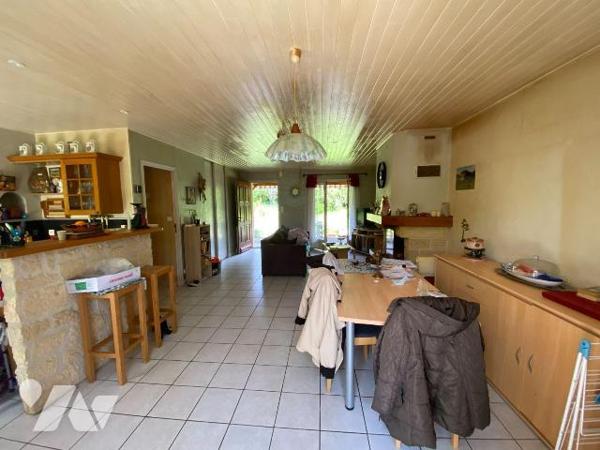 SAINT CIRGUES DE MALBERT, sur terrain de 916 m², maison d'habitation individuelle comprenant RD...