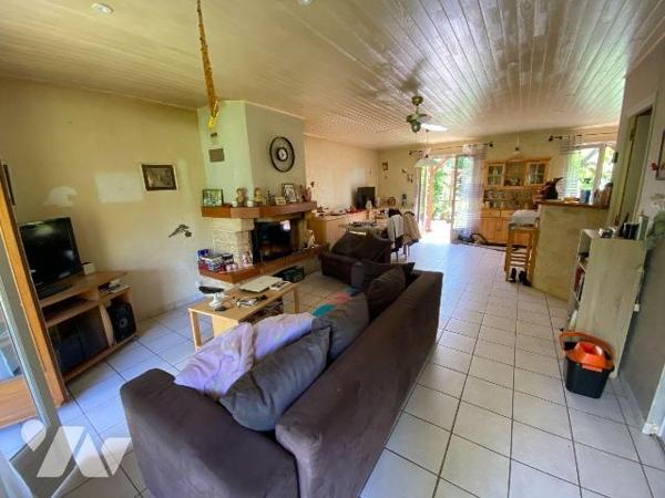 SAINT CIRGUES DE MALBERT, sur terrain de 916 m², maison d'habitation individuelle comprenant RD...