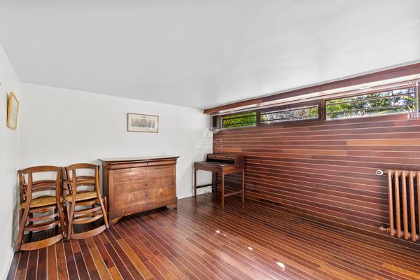 Maison Le Pecq 5 pièces 111.10 m2 545 000 € **  - Référence  18308