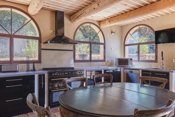Vente Maison de luxe Aix-en-Provence 12 Pièces 425 m²