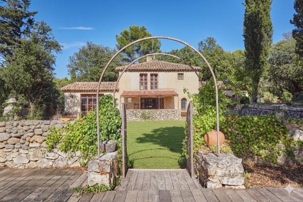 Vente Maison de luxe Aix-en-Provence 12 Pièces 425 m²
