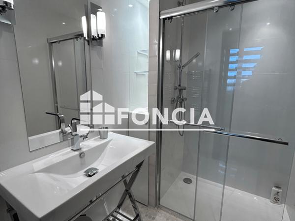 Location Appartement meublé 4 pièces 85.43 m² - 24 RUE FRANCK DELMAS La Rochelle 17000