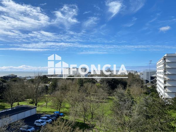Location Appartement meublé 4 pièces 85.43 m² - 24 RUE FRANCK DELMAS La Rochelle 17000