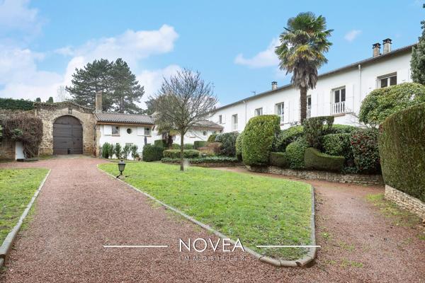 MAISON - CHATEAU DE CHAVANNES