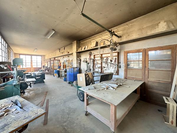 Vente Entrepôt / Local industriel1010 m² - LE PUY EN VELAY (43000)