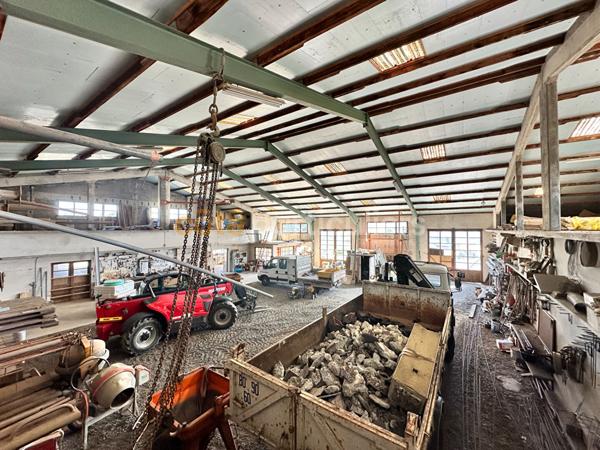 Vente Entrepôt / Local industriel1010 m² - LE PUY EN VELAY (43000)