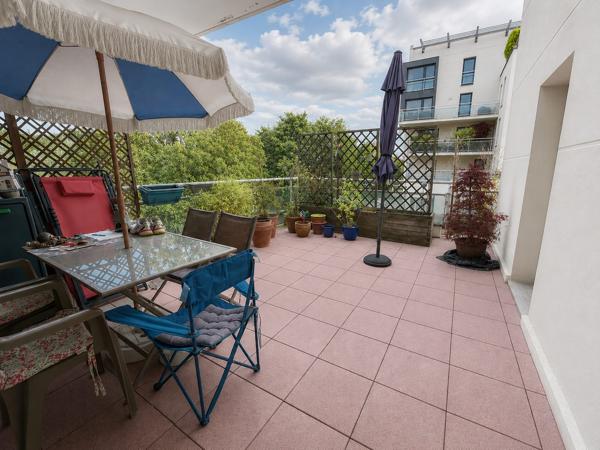 AU PIED DE LA DEULE / APPARTEMENT MEUBLE