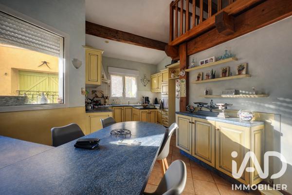 Maison à vendre 10 pièces 360 m² Maraussan