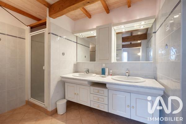 Maison à vendre 10 pièces 360 m² Maraussan