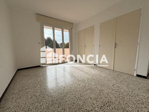 Location Appartement 2 pièces 48.34 m² - AVE GENERAL CARMILLE La Seyne Sur Mer 83500