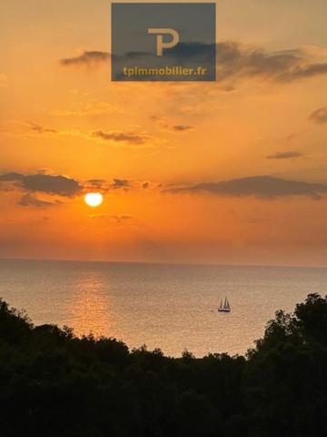 Villa contemporaine vue mer
