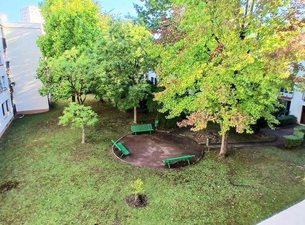 Appartement de 73 m2 - 3 pièces - proche Métro ligne 14