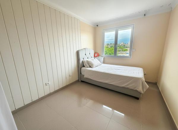 Appartement 3 pièces avec vue mer à JUAN-LES-PINS