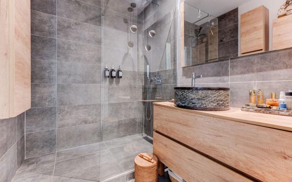 Appartement à vendre    2 pièces • 52,71 m2 Nice