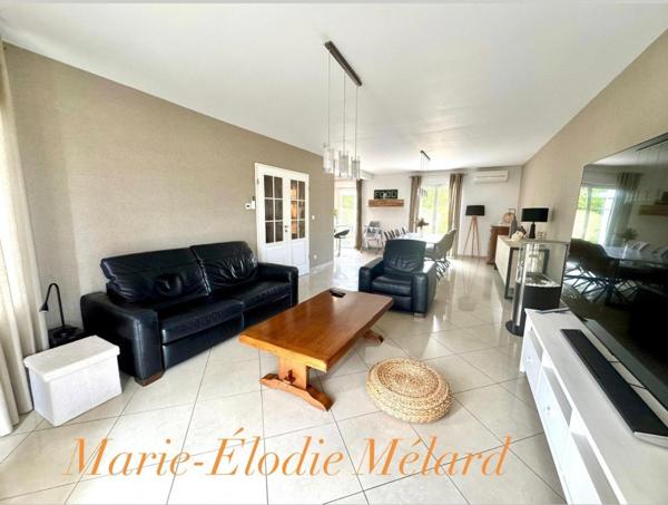 Maison individuelle  familiale 4 chambres + un bureau sur 10,79 ares COSNES-ET-ROMAIN