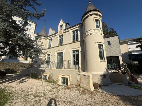 Centre ville Pau villa Les Tourelles 13 pièce(s) 395 m2