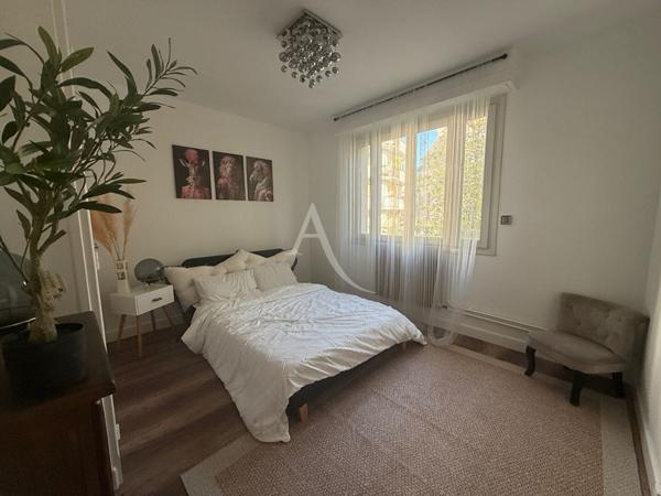 Centre ville Pau villa Les Tourelles 13 pièce(s) 395 m2