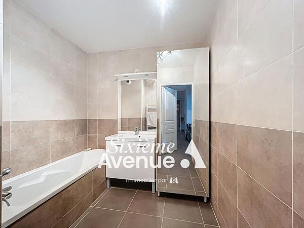 Appartement 3 pièces 65.57 m2