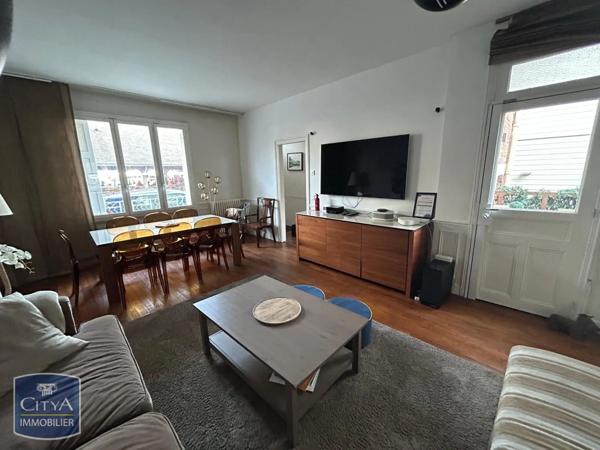 Maison à louer 6 pièces 96.35m²