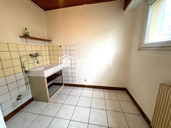 Appartement F1 32 m² avec balcon et cave