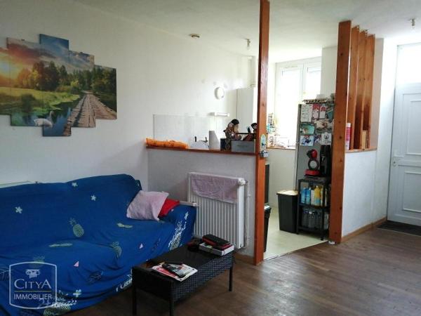 Appartement à louer 3 pièces 73.6m²