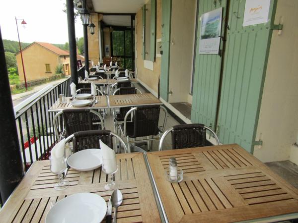 Bar, Tabac, Restaurant, dans un petit village proche Sarlat